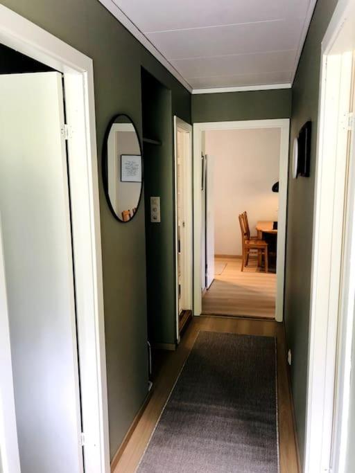 Flat In The Center Of